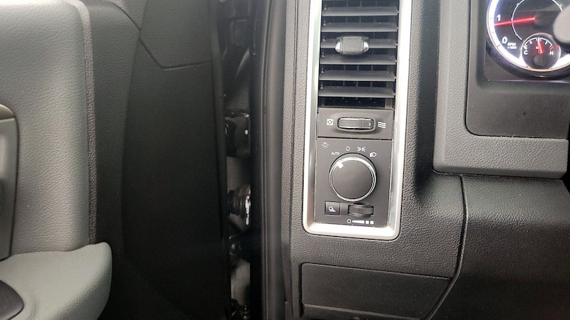 2018 RAM 1500 SLT 13