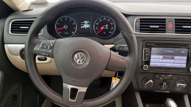 2013 Volkswagen Jetta SE 10