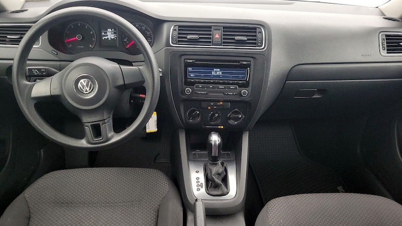2014 Volkswagen Jetta S 9
