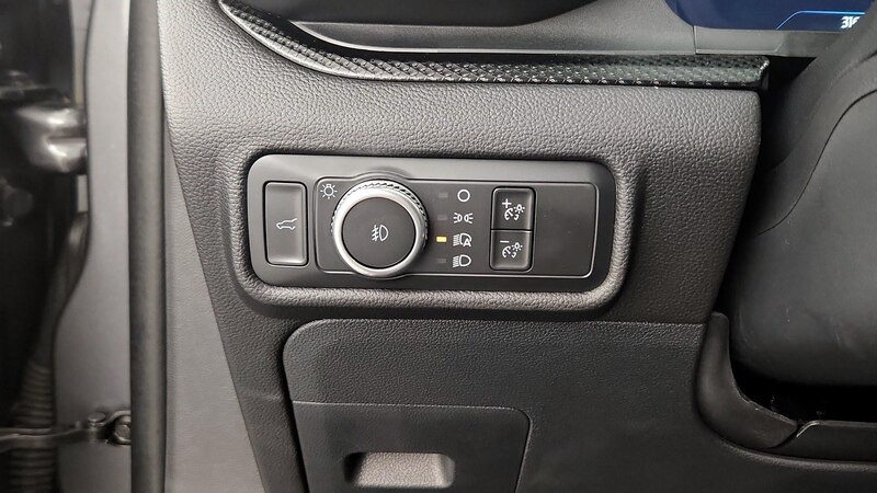 2022 Ford Explorer ST 13