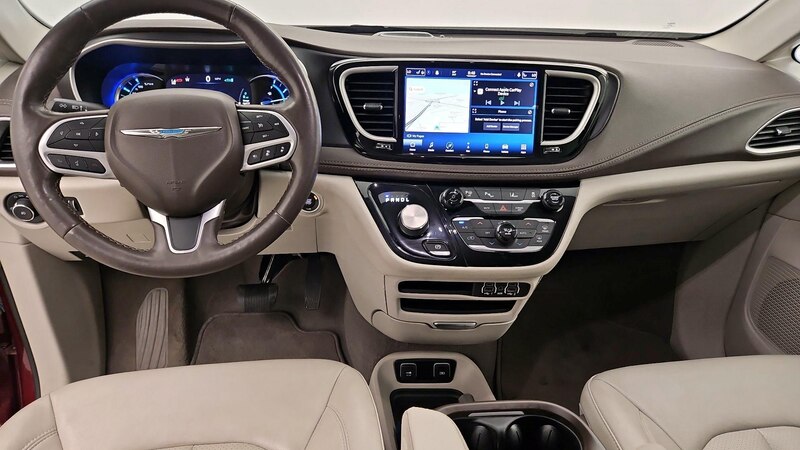 2021 Chrysler Pacifica Hybrid Touring L 9