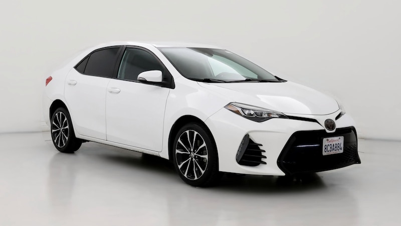 2018 Toyota Corolla SE Hero Image