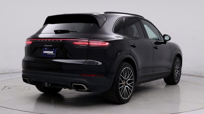 2022 Porsche Cayenne  8