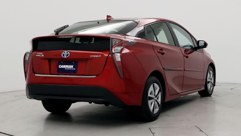 2018 Toyota Prius Four 8