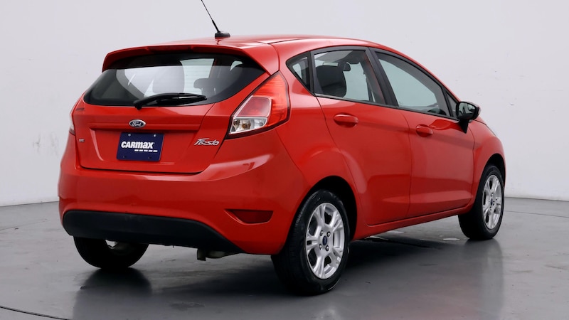 2015 Ford Fiesta SE 8