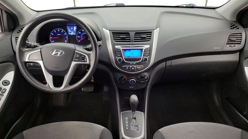 2012 Hyundai Accent GS 9