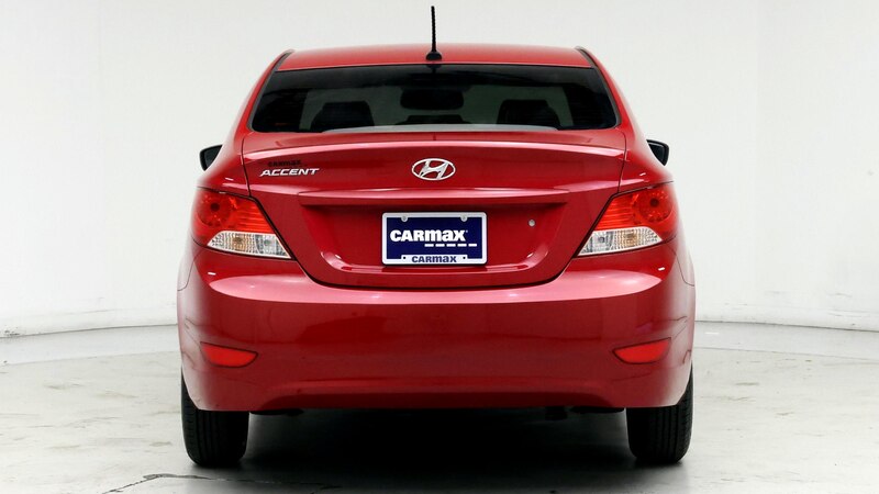 2013 Hyundai Accent GLS 6