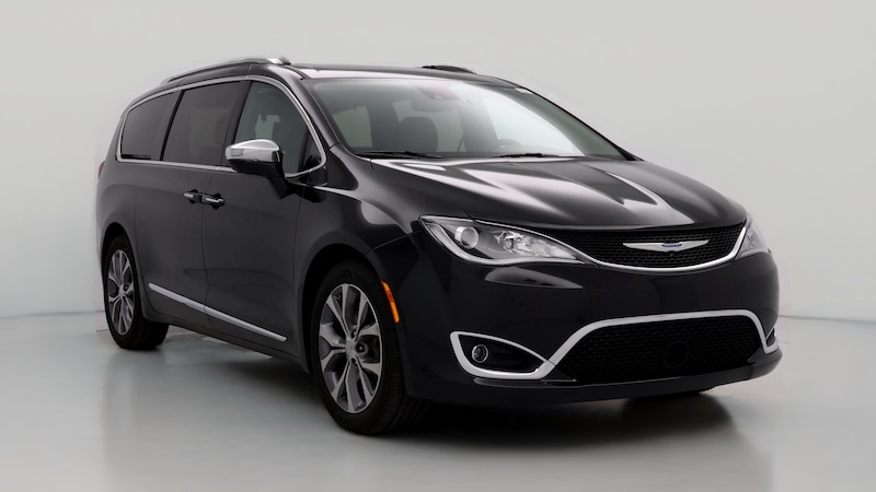 2018 Chrysler Pacifica Limited Hero Image