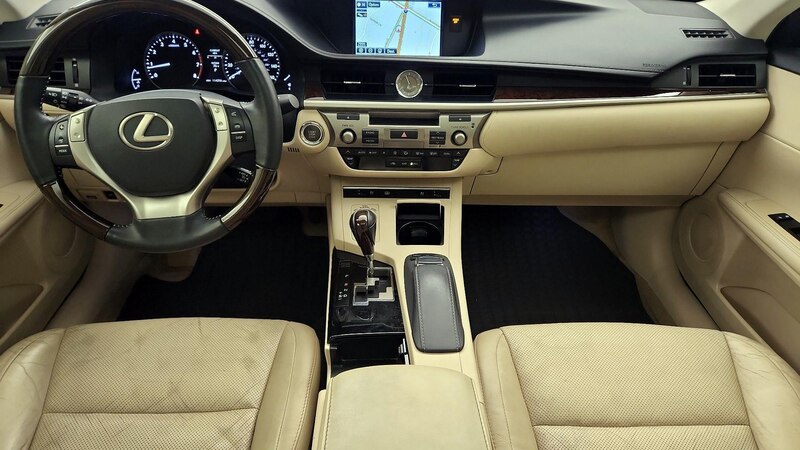 2015 Lexus ES 350 9