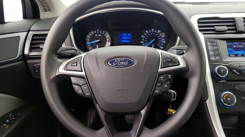 2014 Ford Fusion S 10