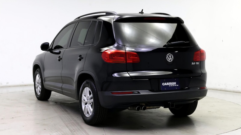 2016 Volkswagen Tiguan S 2