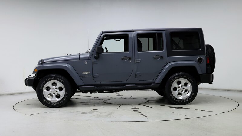 2015 Jeep Wrangler Unlimited Sahara 3