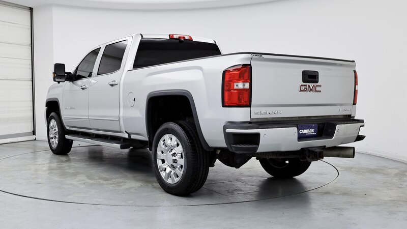 2018 GMC Sierra 2500 Denali 2