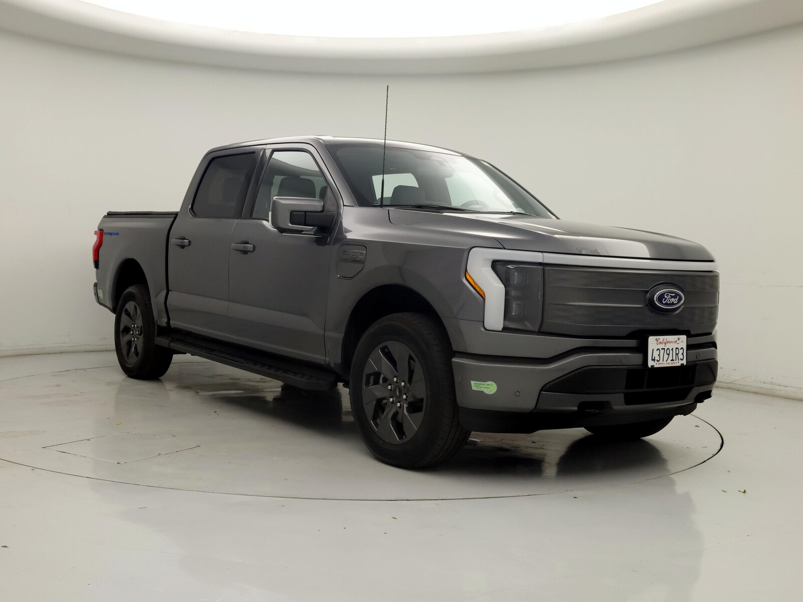 Used 2022 Ford F-150 Lightning Lariat with VIN 1FT6W1EV2NWG10604 for sale in Kenosha, WI