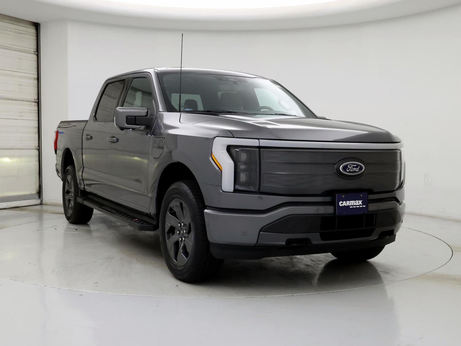 Used 2022 Ford F-150 Lightning Lariat with VIN 1FTVW1EL2NWG05493 for sale in Kenosha, WI