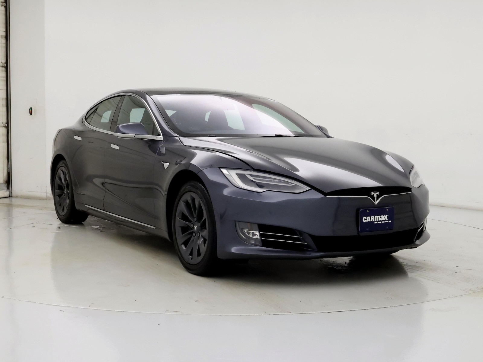 Used 2019 Tesla Model S Long Range with VIN 5YJSA1E26KF335824 for sale in Kenosha, WI