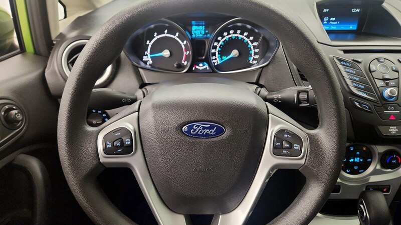 2018 Ford Fiesta SE 10