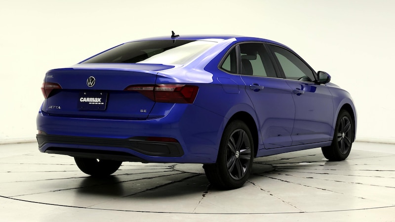 2023 Volkswagen Jetta SE 8