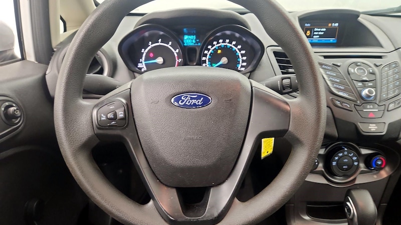 2019 Ford Fiesta S 10