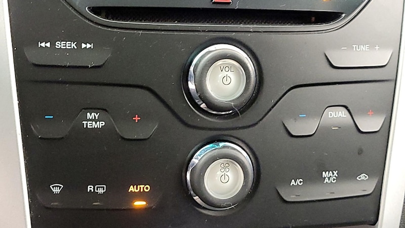 2015 Ford Explorer XLT 17