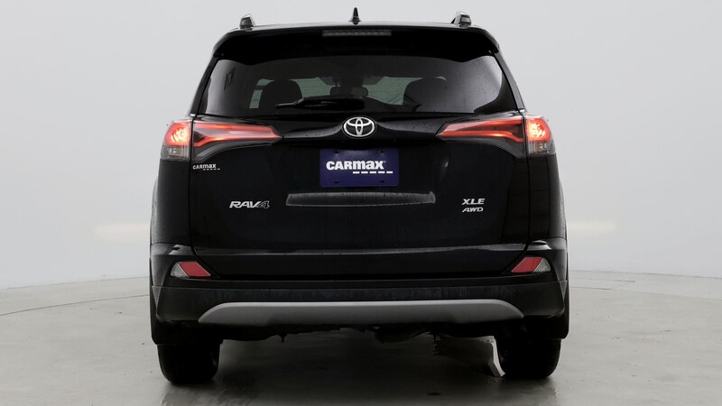 2017 Toyota RAV4 XLE 6