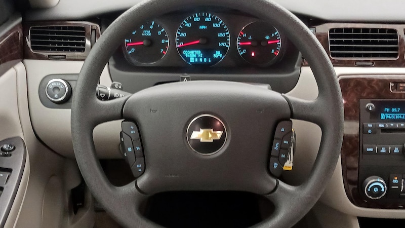 2015 Chevrolet Impala LT 10