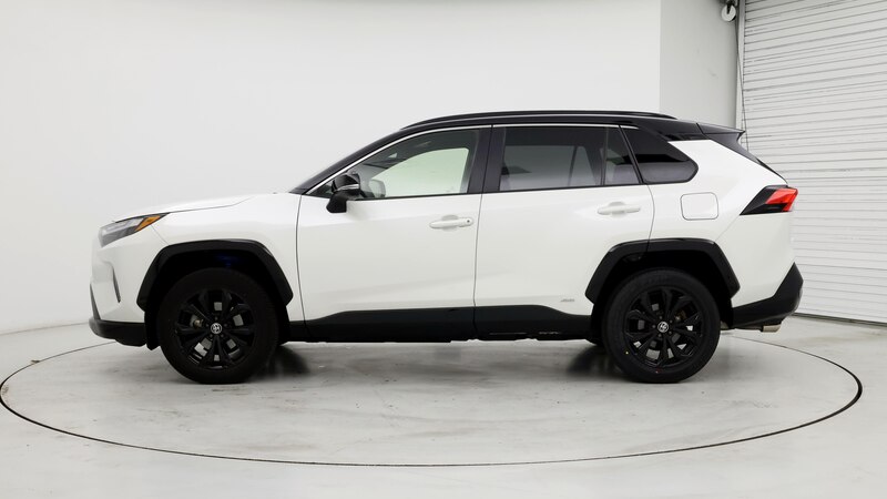 2022 Toyota RAV4 XSE 3