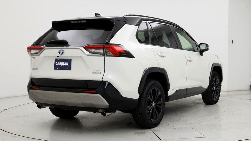 2022 Toyota RAV4 XSE 8