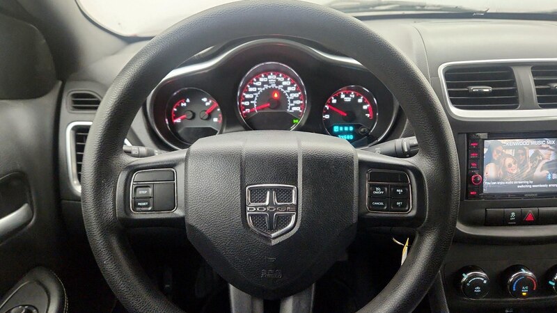 2013 Dodge Avenger SE 10