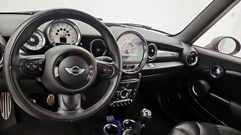 2014 MINI Cooper S 9