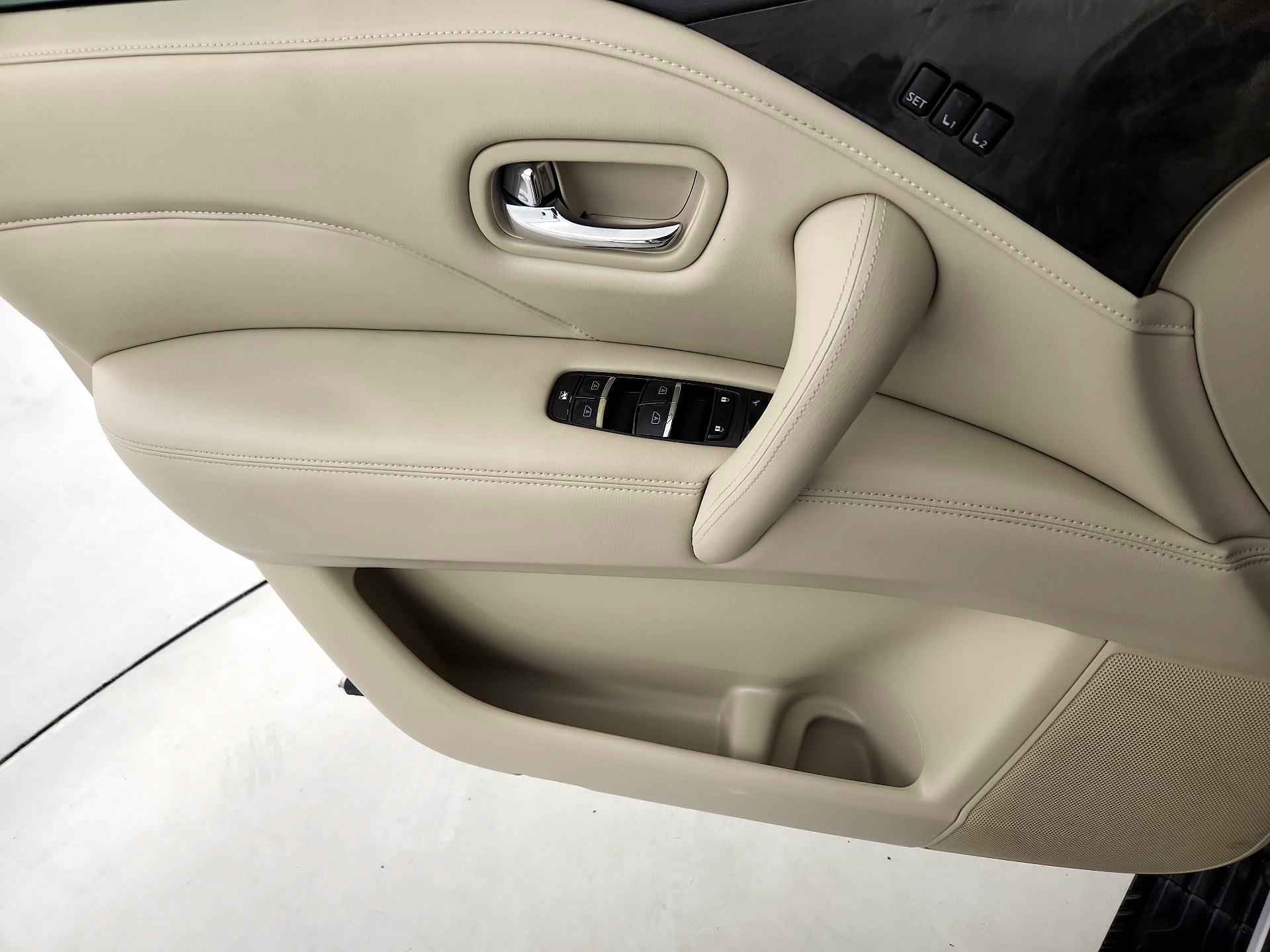 Thumbnail: 2021 INFINITI QX80 - 12