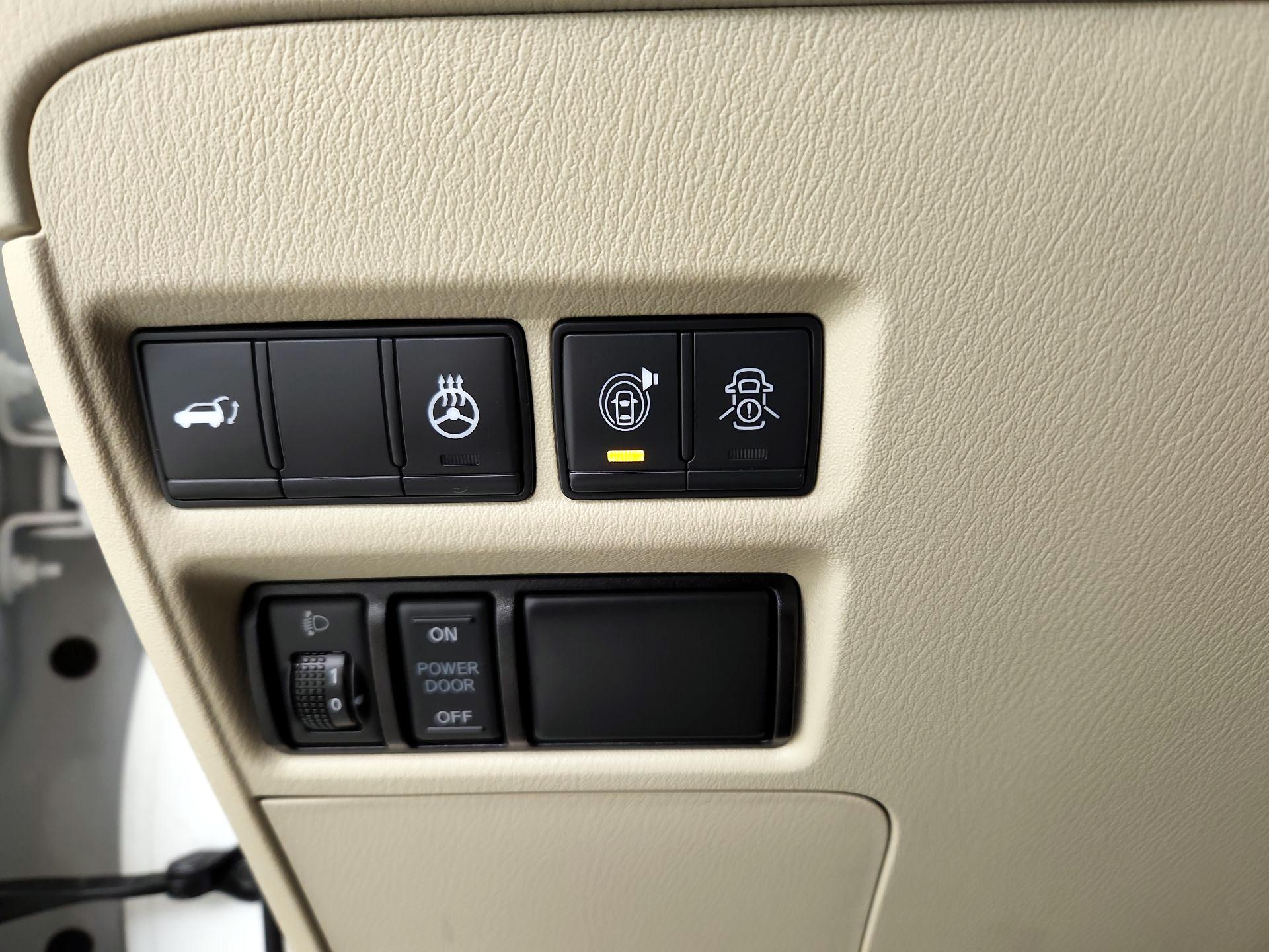 Thumbnail: 2021 INFINITI QX80 - 13