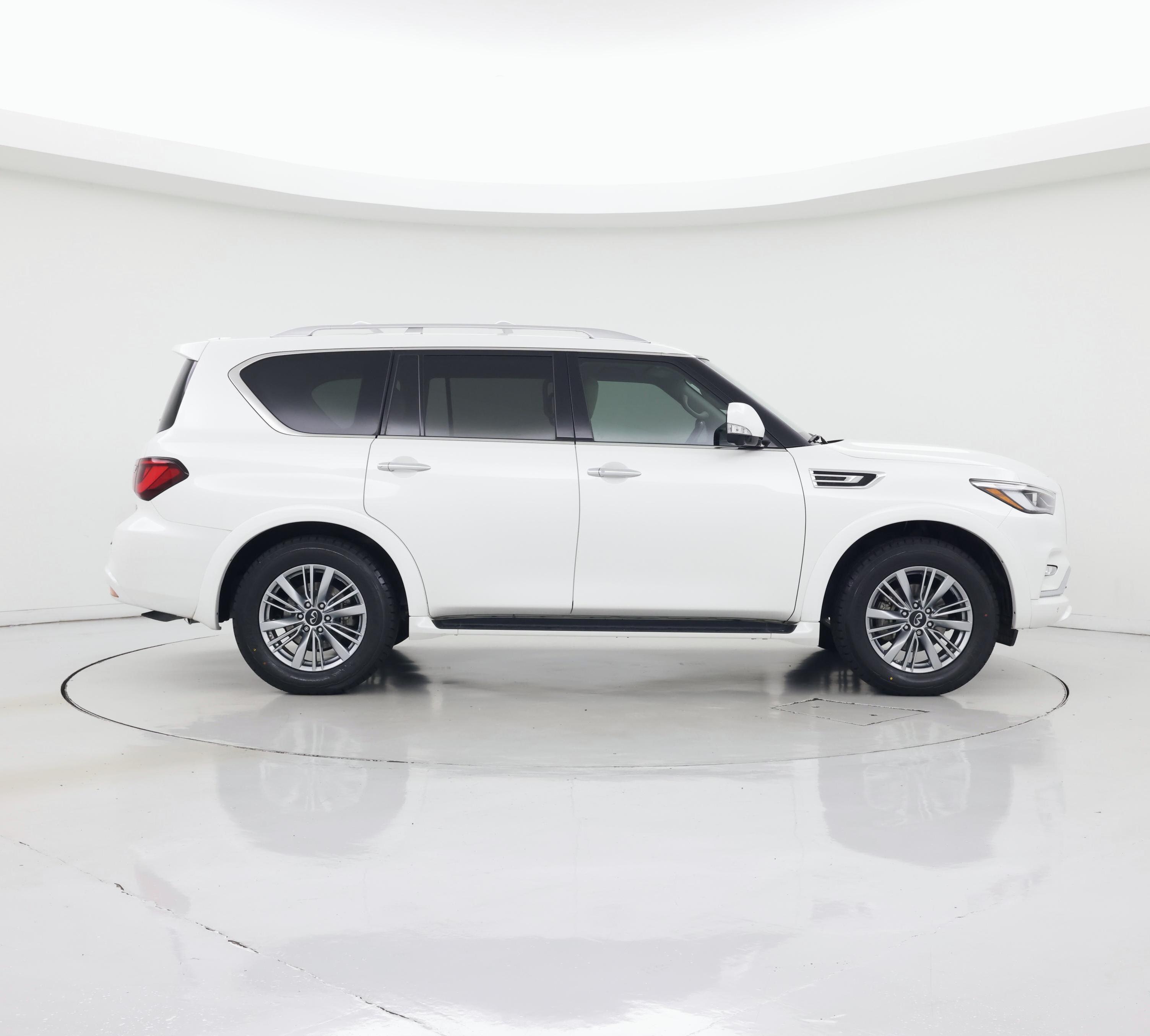 Thumbnail: 2021 INFINITI QX80 - 7