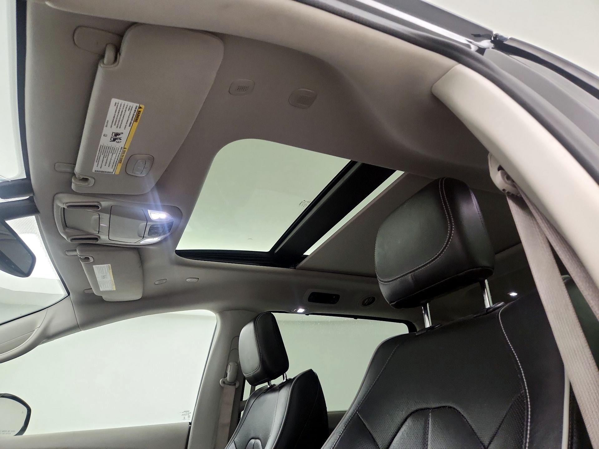 Thumbnail: 2022 Chrysler Pacifica - 20