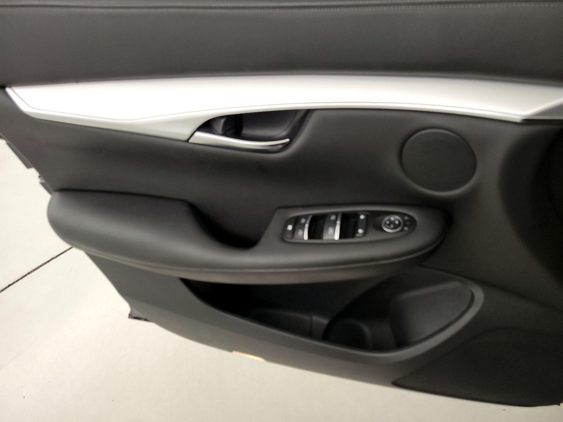 Thumbnail: 2021 INFINITI QX50 - 12