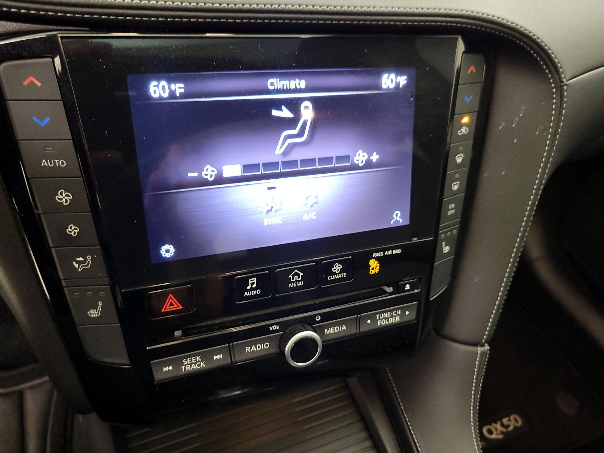 Thumbnail: 2021 INFINITI QX50 - 16