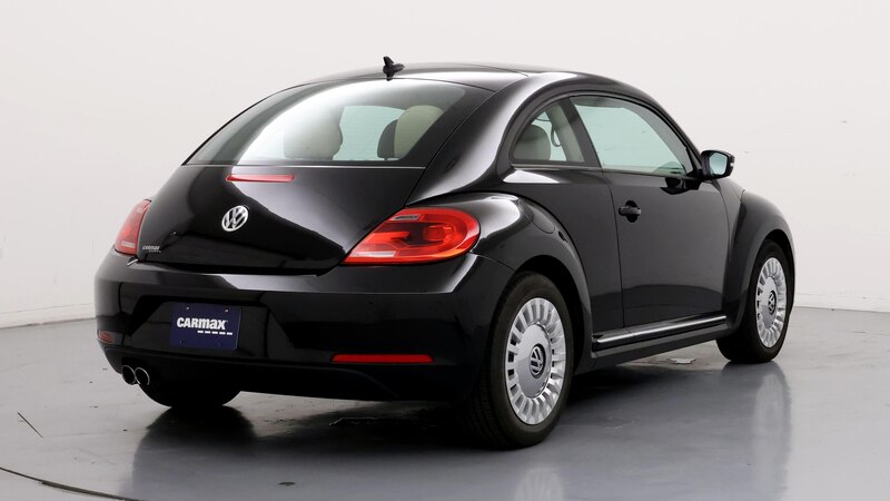 2015 Volkswagen Beetle  8