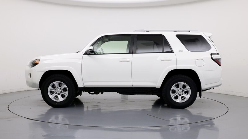 2017 Toyota 4Runner SR5 3