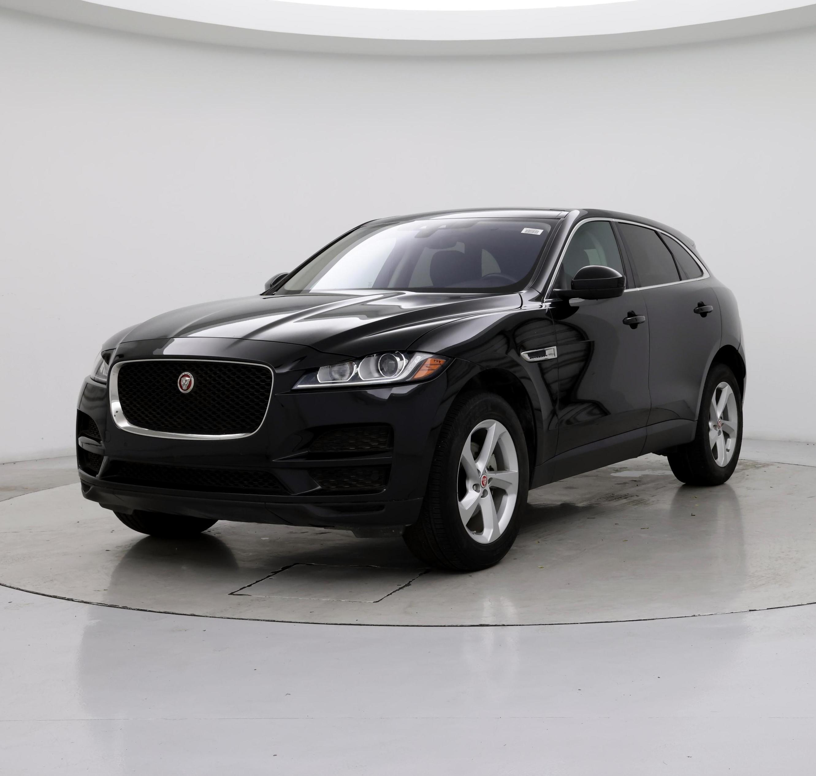 Thumbnail: 2020 Jaguar F-Pace - 4
