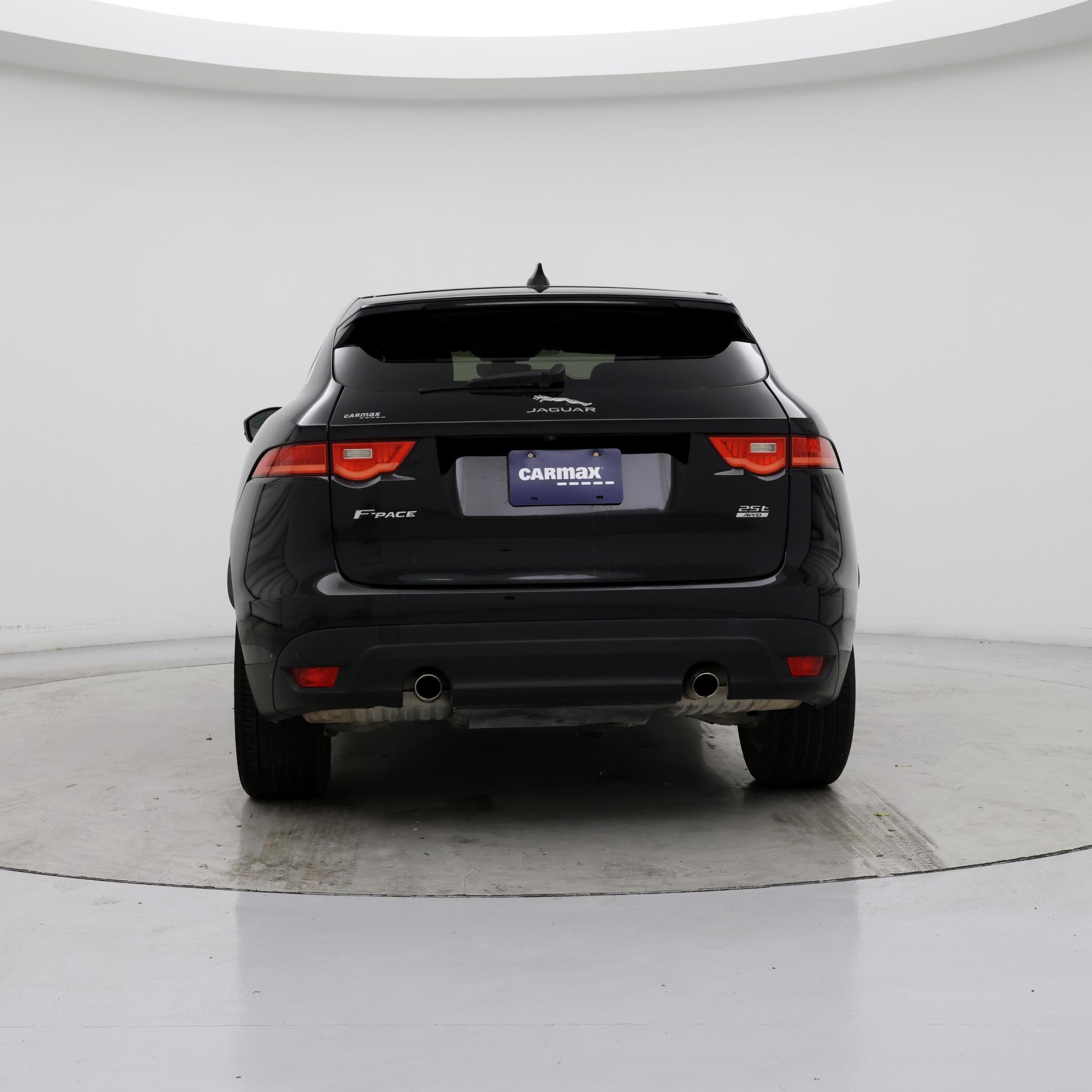 Thumbnail: 2020 Jaguar F-Pace - 6