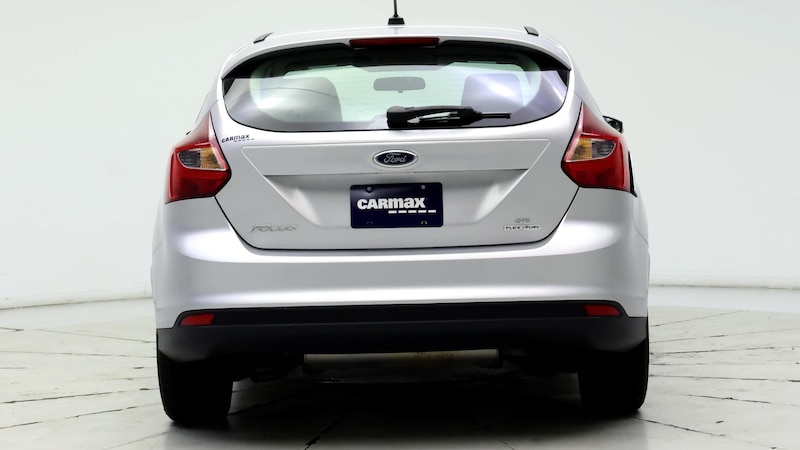 2014 Ford Focus SE 6