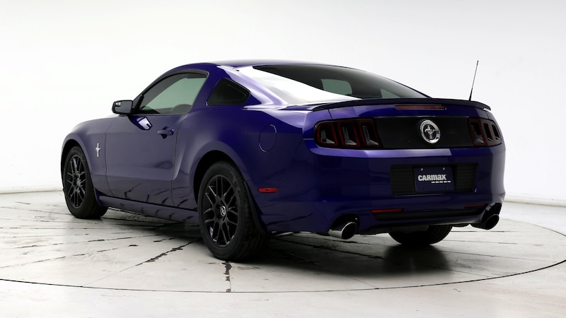 2013 Ford Mustang Premium 2
