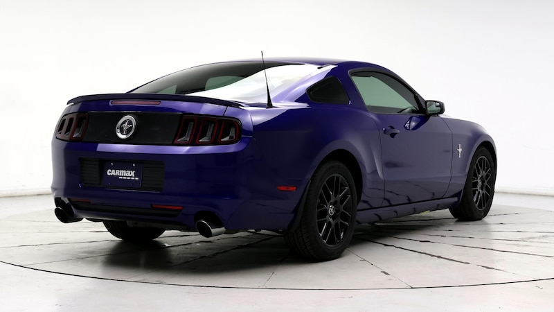 2013 Ford Mustang Premium 8