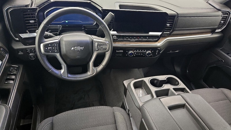 2023 Chevrolet Silverado 1500 RST 9