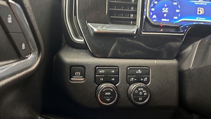 2023 Chevrolet Silverado 1500 RST 13