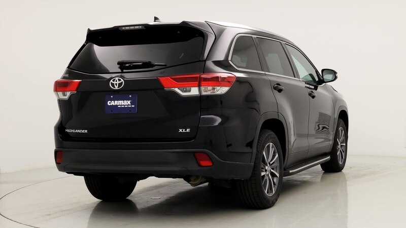 2019 Toyota Highlander XLE 8