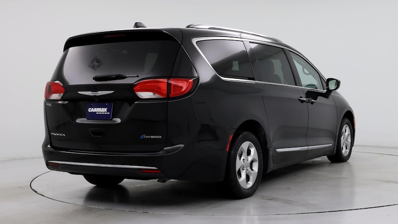 2018 Chrysler Pacifica Hybrid Touring L 8