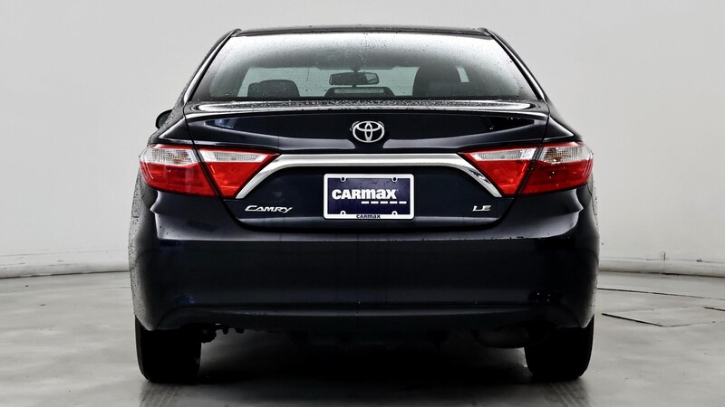 2016 Toyota Camry LE 6