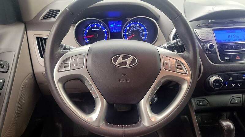 2012 Hyundai Tucson GLS 10