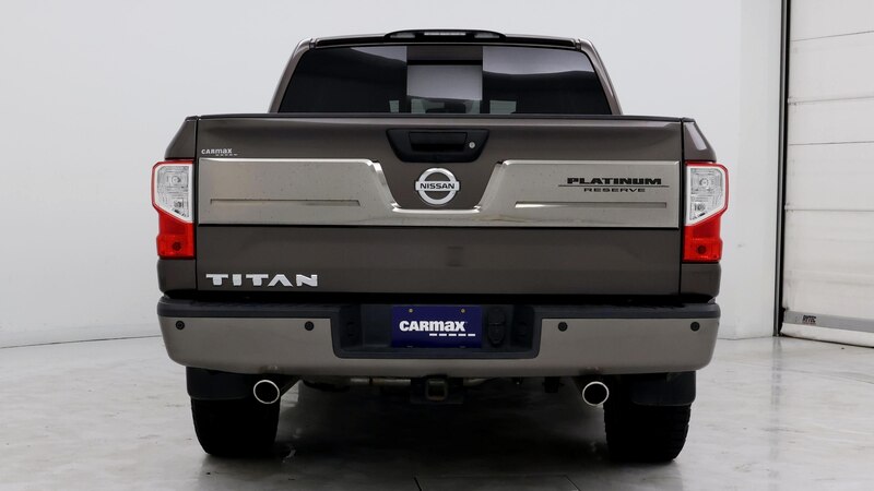 2017 Nissan Titan Platinum Reserve 6